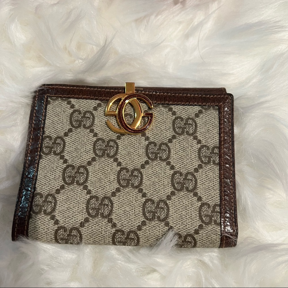 gucci wallet